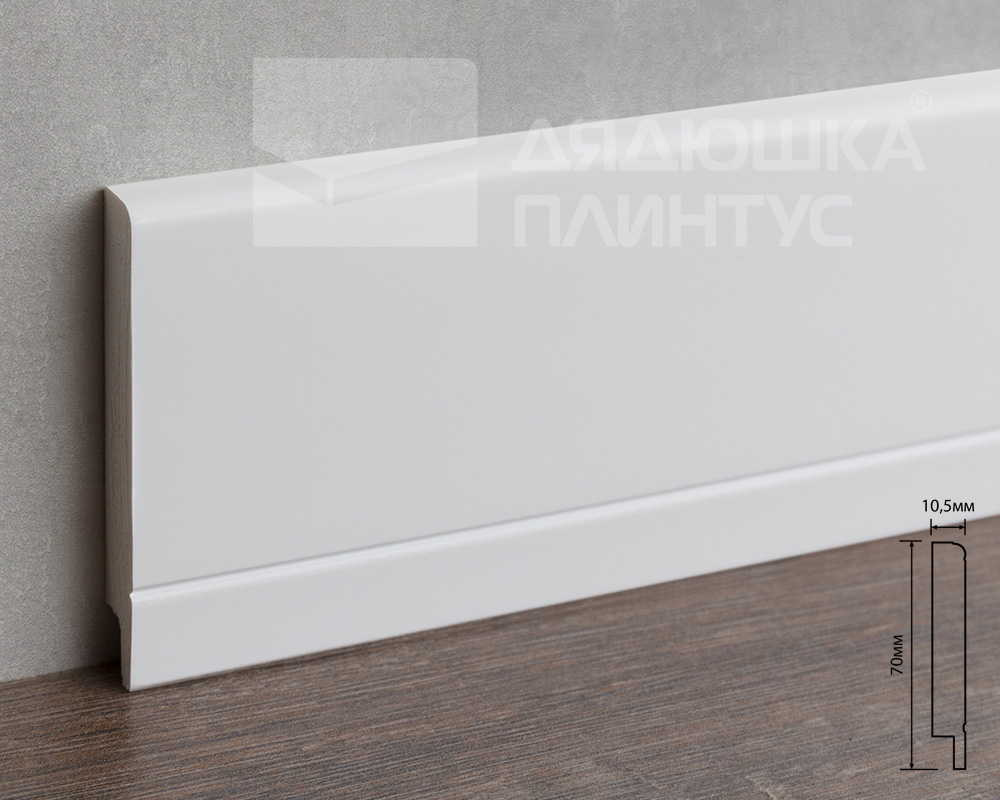 Плинтус из полистирола высокой плотности HI-WOOD B70 70х10,5мм 2,0м