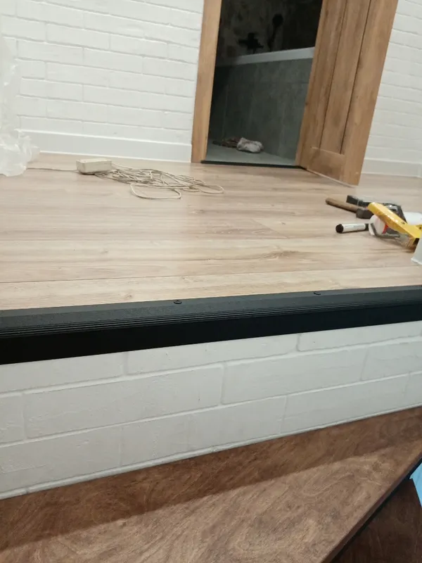 Порог угловой ПУ 02.2700.204л Бронза