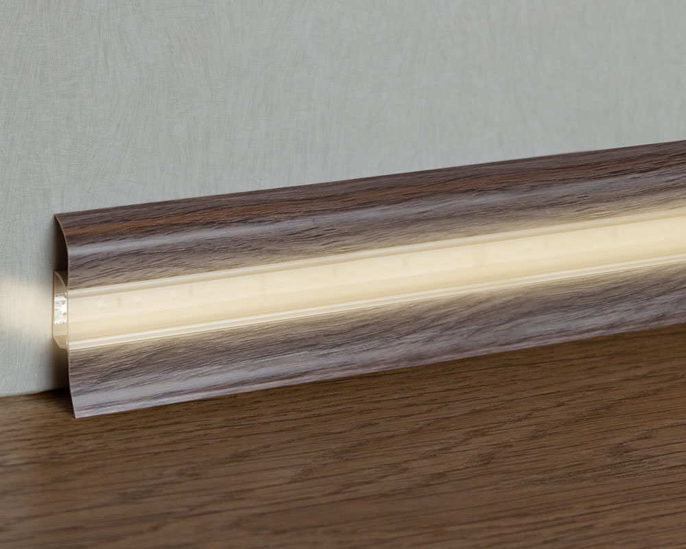 Плинтус ПВХ с кабель-каналом Рико Лео 135 Дуб лионский