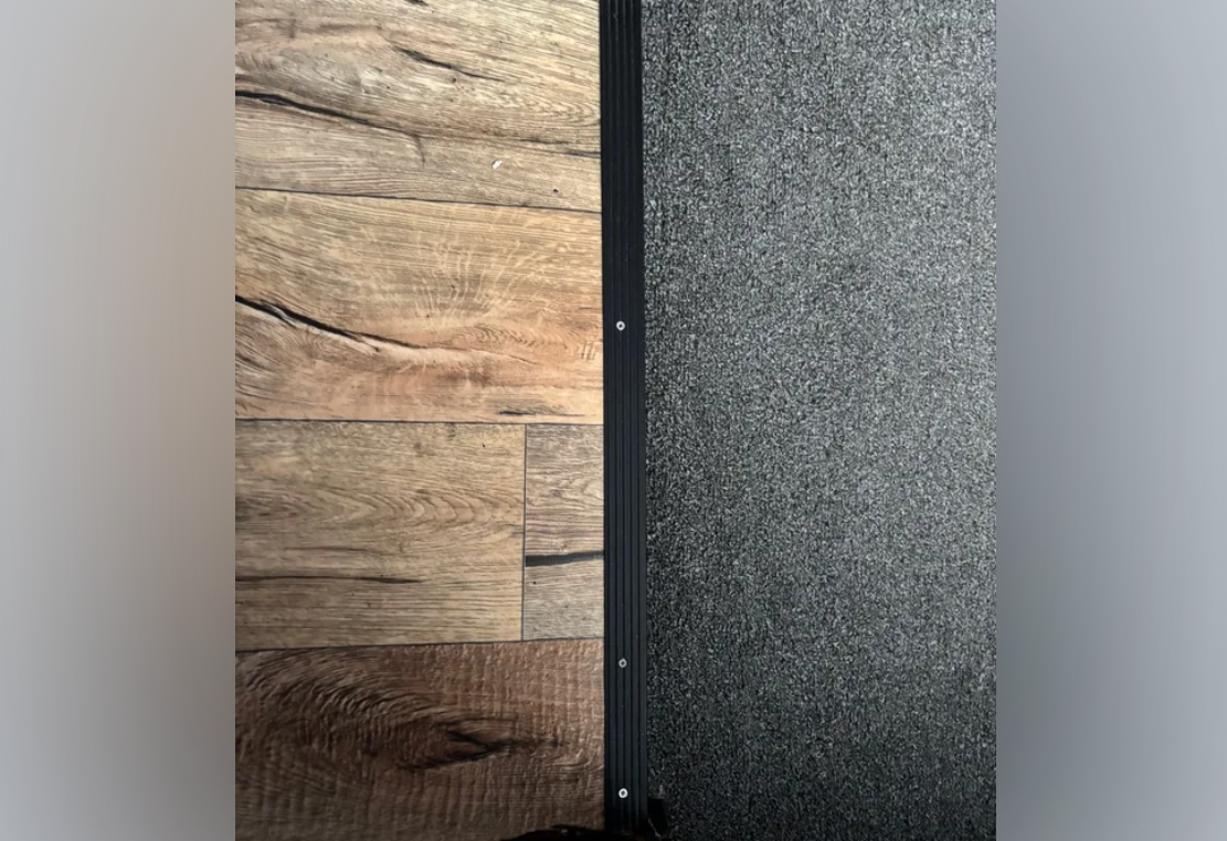 Порог угловой ПУ 04.2700.284 Дуб универсальный